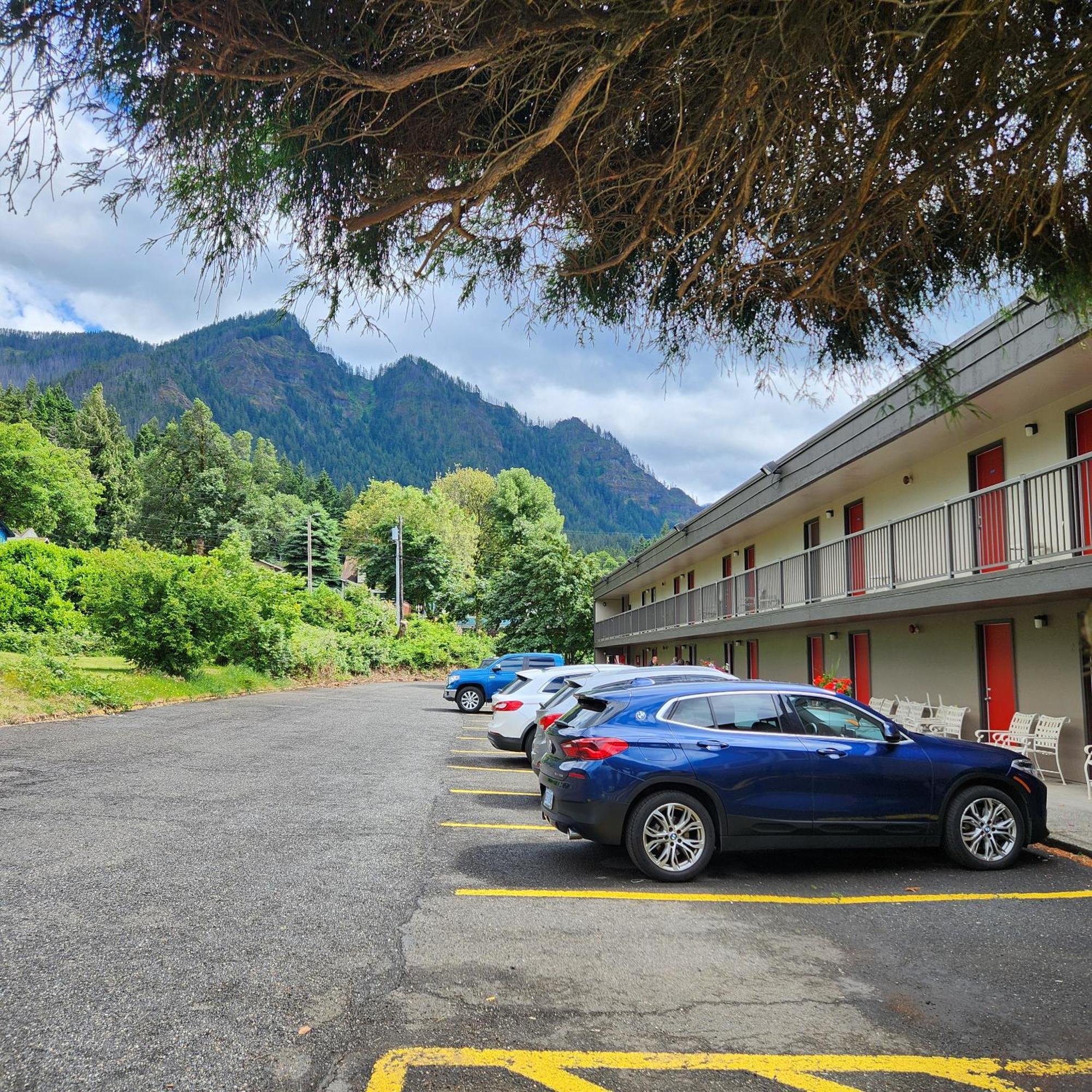 קסקייד לוקס Columbia Gorge Inn מראה חיצוני תמונה