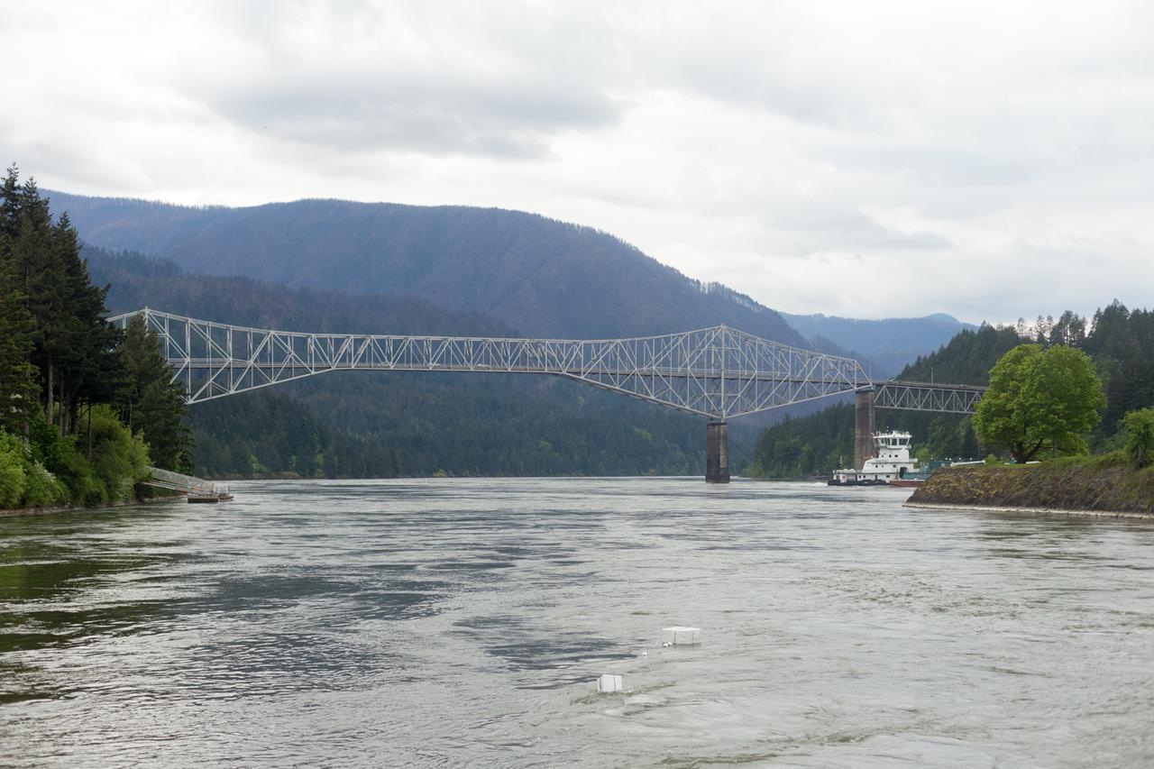 קסקייד לוקס Columbia Gorge Inn מראה חיצוני תמונה